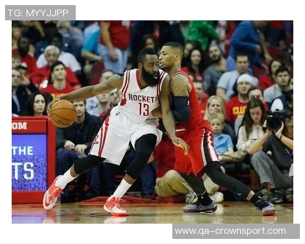 老船长保罗半场表现抢眼9助攻3分1板正负值高达25